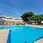 Cómodo Con Piscina Común Cerca De La Playa - Hisp-236-39 Apartamento *