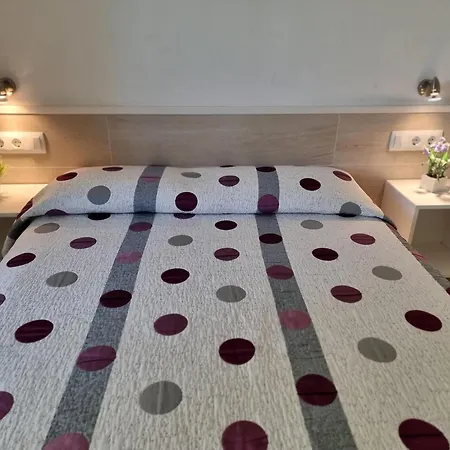 Apartamento Cómodo Con Piscina Común Cerca De La Playa - Hisp-236-39 *